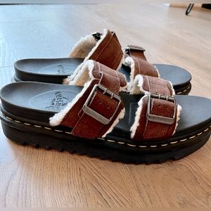 Dr. Martens Myles Platform Sandal unisex M10, W11, UK9